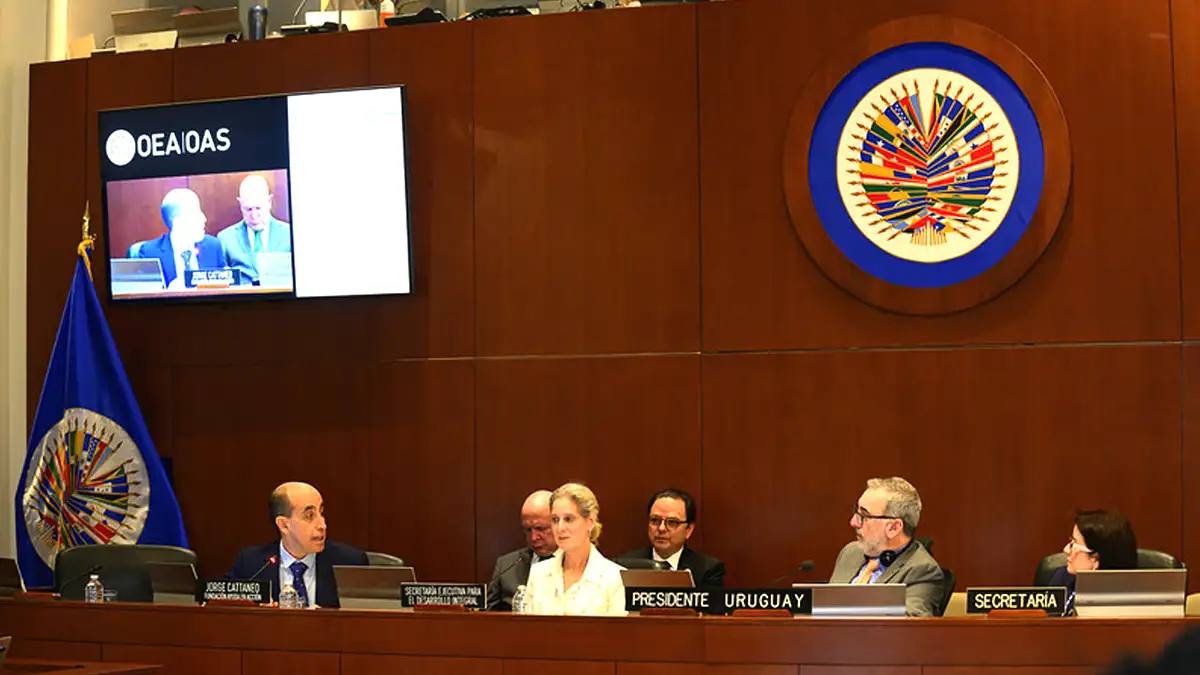 La OEA y Ayuda en Acción firman una alianza para impulsar el empleo juvenil en América Latina