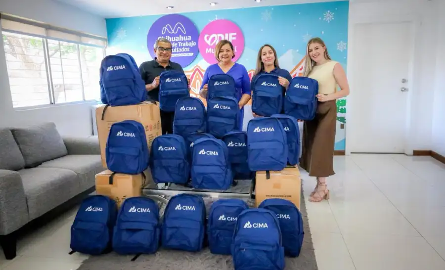 Fundación CIMA entrega mochilas escolares México